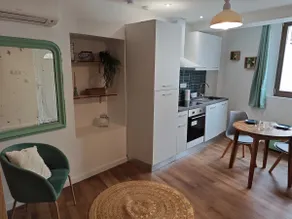 Nordic Chic Loft - Sauna - Balnéo - Clim - HD TV - Image 4