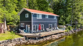 The Clarity | Waterfront Lakehouse on Crow Lake - Image 5