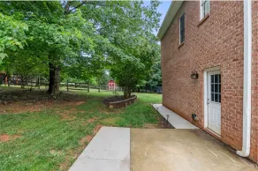 *New Listing* Guest Suite - Private Entrance - Image 4