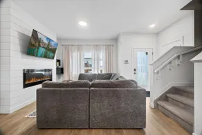 NEW Family Retreat | Sleeps 8 | Garage - Image 2