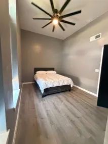 Historic Building Modern Comfort | 203 - Image 3