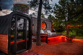 Award-Winning Cabin | Sauna|Hot Tub|Outdoor Shower - Image 5
