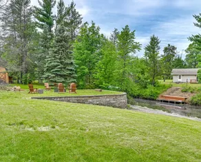 Family-Friendly Cabin Getaway off Castle Rock Lake - Image 4