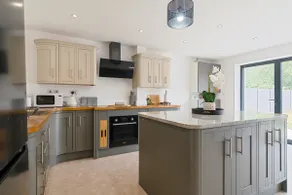 Luxury Marsh View Retreat with Parking - 4 Bed - Sleeps 10 - Image 4