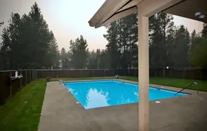 The Pine Lodge | King Bed| River/Dock Access| Pool - Image 5