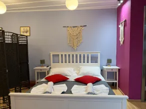 Cheap and chic studio - Image 2