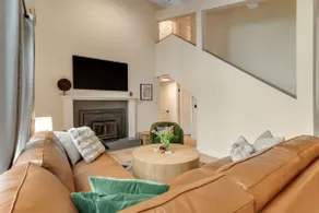 Modern Chic Chalet in Mad River Valley with A/C - Image 4