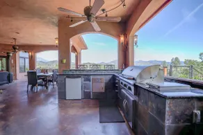 Valparaiso | A West Redding Hilltop Estate - Image 3