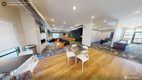 Rooftop Patio, 24/7 Gym, Golf Sim, Pool + Sleeps 7 - Image 4