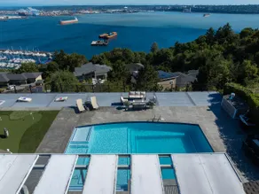 Rainier-Water-Skyline Views|AC|Private Heated Pool - Image 5