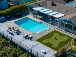 Rainier-Water-Skyline Views|AC|Private Heated Pool - Image 3