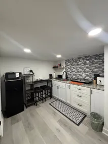 Private&Modern cozy studio near GSP airport & BMW - Image 2