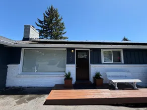 Cozy Home in West Seattle - Image 2
