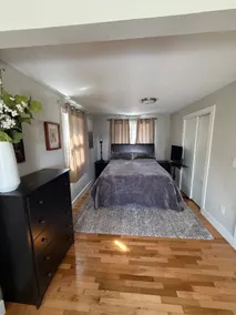 Cozy Home in West Seattle - Image 4