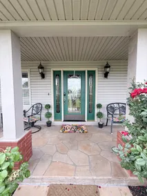 The Lodge on Bourbon Hill - Image 2