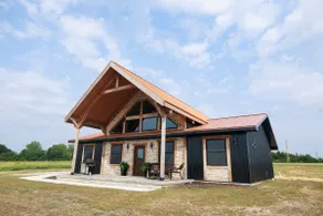 Lou Lou’s Lodge - Image 3