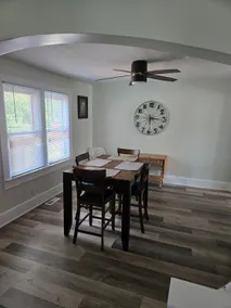 Cozy 2-bedroom house in Indianapolis with AC - Image 3