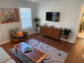 Bike Inn Exmore 2nd floor Apt Mid-Shore Sleeps 6 - Image 5