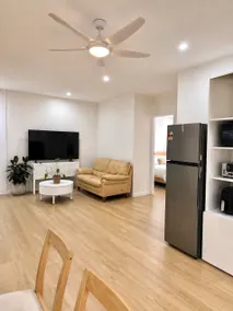 Newly Renovated 2BR Guest Suite with Private Entry - Image 2