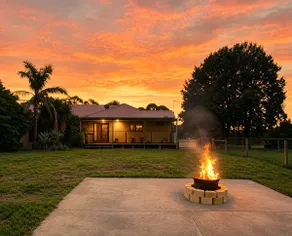 Spacious Stylish 5-Acre Home with Fire Pit & BBQ - Image 2