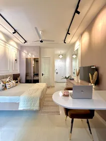 Velvet Escape | Luxury Apartment with Balcony - Image 2