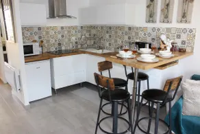 Cozy apartment with terrace - Image 2