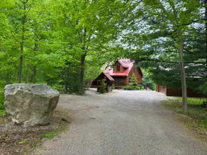 Devil's Lake Getaway - New Listing Summer 2026 - Image 2