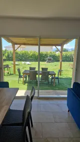 Detached villa with Jacuzzi and garden - Image 3