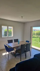 Detached villa with Jacuzzi and garden - Image 4