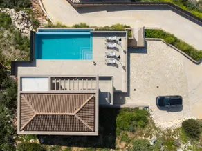 Lina's Luxury Villas - Image 3