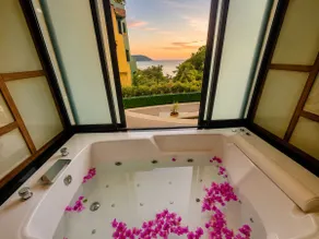 Kata Grand Seaview Penthouse Rare 350sqm Retreat - Image 5