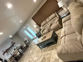 Family-friendly Mariposa Home - Image 3