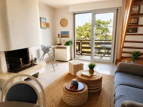 The Duplex – Balcony, sea view and beach 200 m away - Image 2