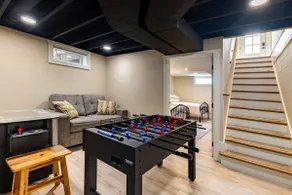 Walk to Beach - Arcade Fire Pit - Sleeps 10 - Image 3