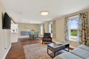 Serene Coastal Cottage - Image 2