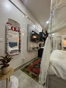 Love Den Stay - Image 5