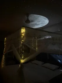Love Den Stay - Image 3