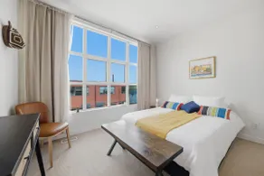 The Perfect Toronto Townhome! 2BR + Terrace! - Image 2
