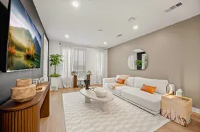 Imperial Stay at Irvine off Jamboree, Airport. - Image 3