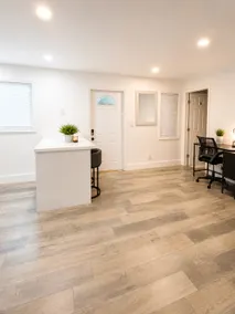 Remote Work Haven | 3BR with Fast Wifi - Image 2