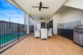 Ultra Modern Luxury with Pool Northcrest Estate - Image 5