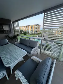 The Pearler - Waterfront Luxury 2 BR Apartment - Image 4