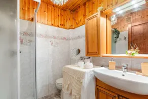 Imperial Elegance in Courmayeur City Center - Image 4