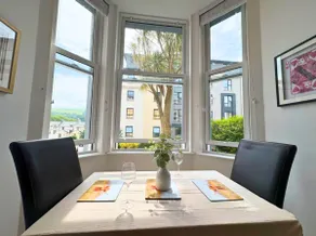34 Peel Road - Image 3