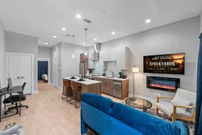 New Cozy Apt+Free Parking+Stockyards - Image 3