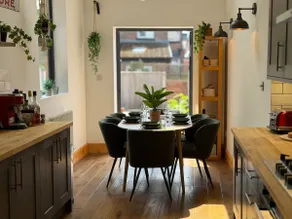 Sunlit Stylishly Restored Victorian Home - Image 2