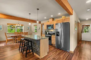 Lemmy Lane Lodge | Cozy Mountain Retreat - Image 4