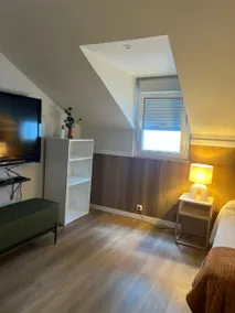 Cosy and Renewed 1 Bedroom Apt in Campolide - 2S FRENTE - Image 3