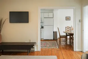 Charming Hudson Cottage – Minutes to Downtown - Image 5
