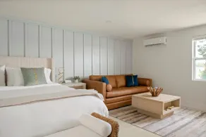 Luxury Waterfront Villa at the NEW! SaltBreeze - Image 4